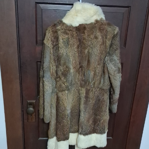 Source Unknown Brown and Cream Teddy Jacket - Picture 2 of 14